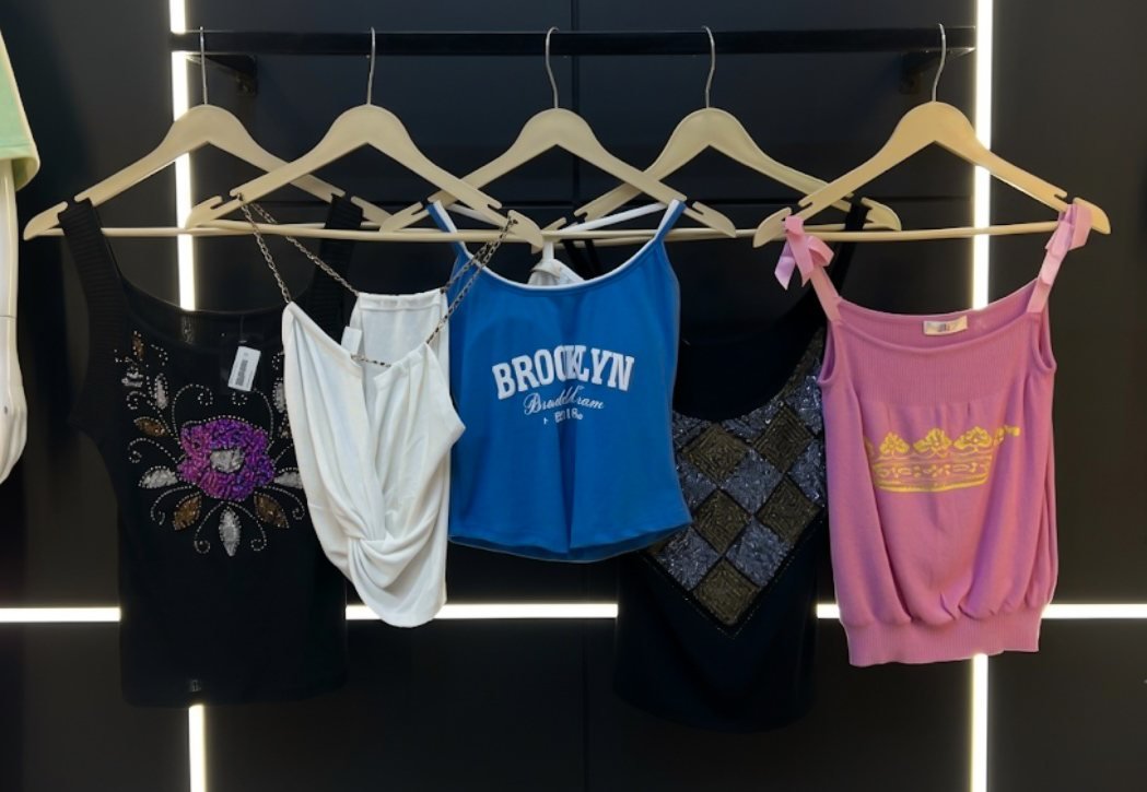 Fashion clothing store  gallery photo