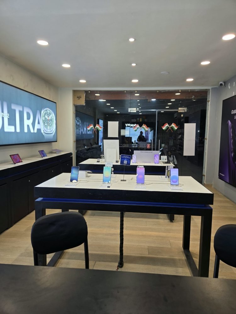 S S Communication gallery photo